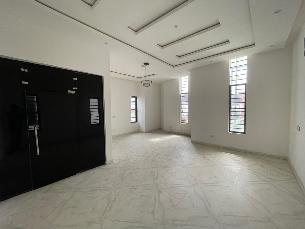 6-Bedroom House – Ikota Villa Estate